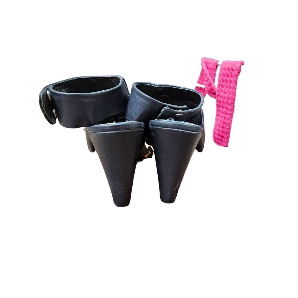 Madden Girl Black Wedge Sandals - Picture 4 of 13